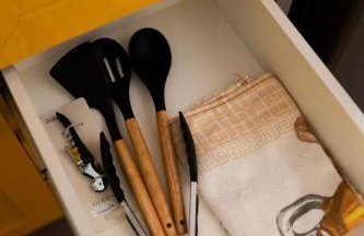 113-Studio Amplo e completo com ar condicionado prox UEL - Foto 64