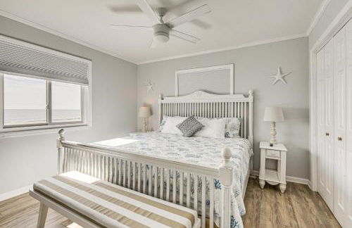 Ocean Isle Beach Condo with Balcony Steps to Shore! - Foto 13