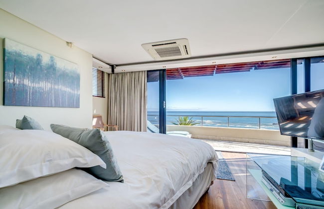 Multi-level Family Villa w Private Pool Views Lions Crest - Foto 13