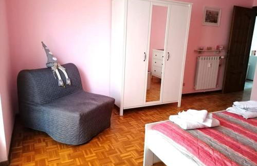 Overlooking Genoa - Foto 8