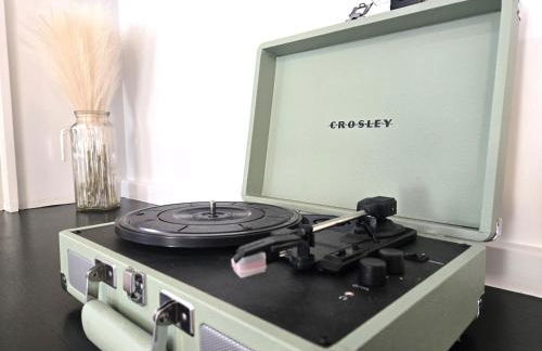 Cozy 5BR Family Retreat Firepit Games Patio - Foto 13