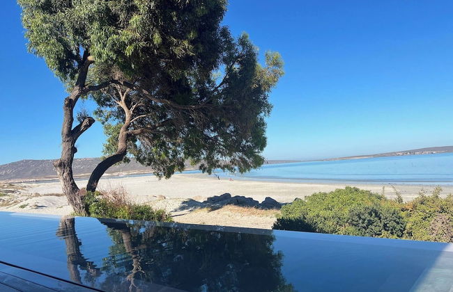 Beach Tower House Luxury Beachfront Villa - Photo 18