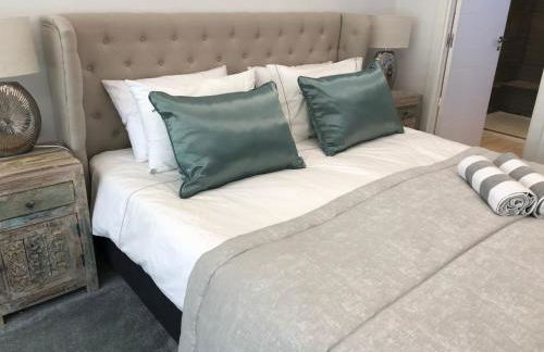 Luxury apartment in La Isla, Puerto Banus - Photo 9