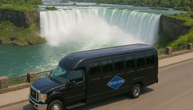 Niagara Falls Walking Tour with Boat Cruise – Eco-Friendly Small Group Experience - Canadian side - Foto 3