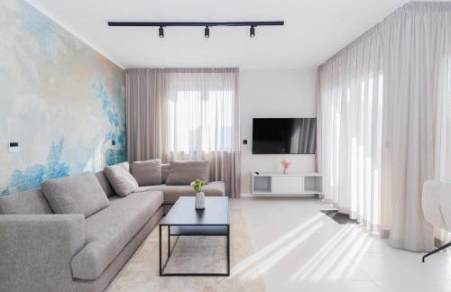 Luxury Suites Zaton by Belmont Realty - Photo 33