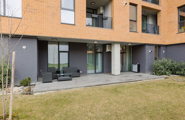 Essenza Charming Two BedRoom Apartment - Photo 49