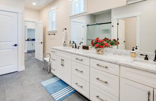 Modern Arch Cape Home Ocean View, Steps to Beach! - Foto 16