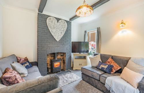 Rose Cottage - Photo 3