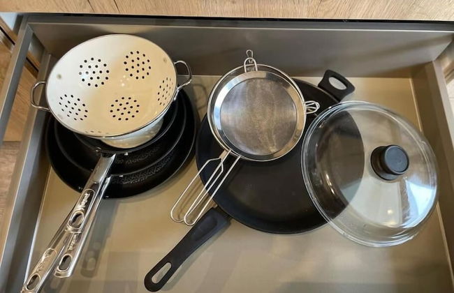 3 bedrooms in Center Terrace & Parking - Photo 26