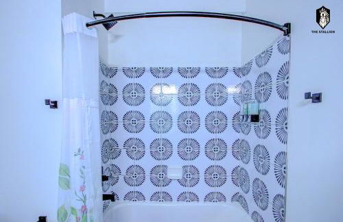 The Stallion #305 - Walk to Attractions - Modern Spacious 1BD Loft in Memphis Downtown - Foto 21