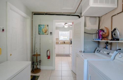 Tiki Time - Waterfront Pool Home, 65` Dock , Direct Ocean Access! - Foto 32