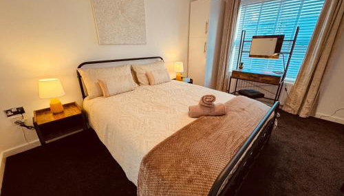 Spanish City View 2, Luxury Sea Front Apartment Free Onsite Parking - Foto 5