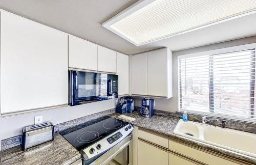 Lake Chelan Shores Sleek Stunner 19 to 4 - Foto 8