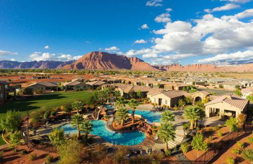 Paradise Village 113 Water Park and Kids Cove, Ping Pong, XBOX 360, Games, Beautiful Mountain Views, and More - Foto 13