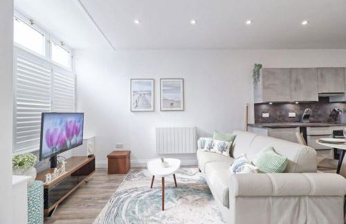 Coastal Nest - Premium flat,3 Minutes to the Beach - Foto 2