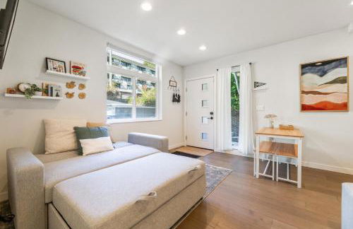 Travelers Dream, Walk to Space Needle, Firepit, cornhole - Foto 22