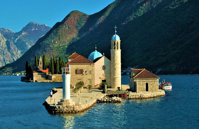 Excursión privada por la bahía de Boka: Perast, Nuestra Señora de las Rocas y Kotor - Foto 1
