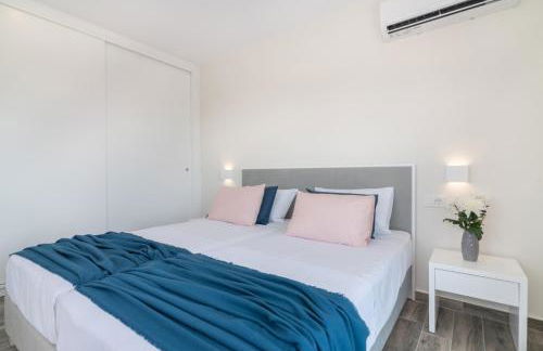 Maridenia Villa - Family Escape with Private Pool, by ZanteWize - Foto 11