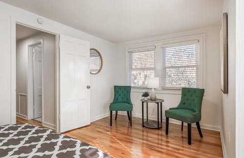 4 Bedroom Plaza Charmer Pet Friendly - Photo 30