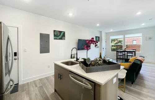 Central DC APT , City Skyline View , Close to All - Foto 15