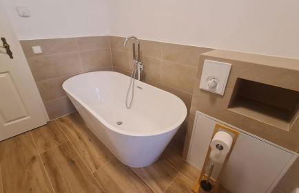 Historic Building- 9 Bedrooms - Groups up to 26 - Foto 25