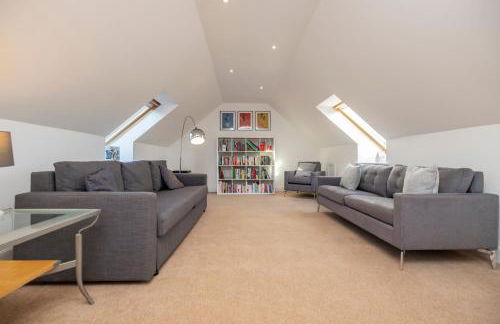 Stunning Country House - Cinema, Games Room & Hot Tub - Foto 48