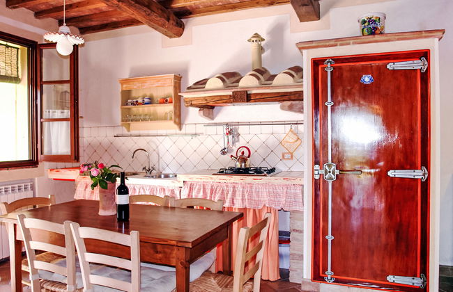 2 bedroom Apartment in Certaldo with swimming pool and garden - Photo 5