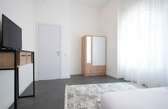 PORT CITY HAIFA - Flea Market Luxury - Foto 9