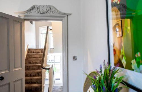 42 is the Answer- Stunning York townhouse appearing on TV Holiday Home Show - Foto 20