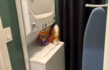 Trendy West Town Flat - 2 bed / 1.5 bath w parking - Foto 19