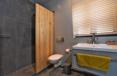 Elia Seafront Villa - Photo 21