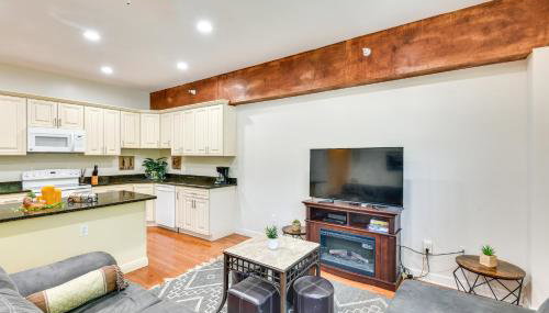 Cozy Sawyer Apartment - 2 Mi to Warren Dunes Park! - Foto 4