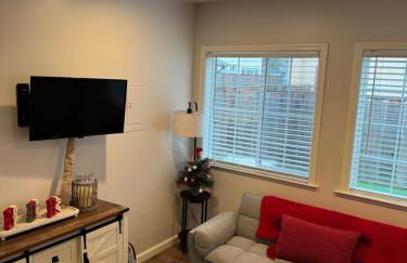 Private Cozy Retreat near Downtown Salinas! - Foto 24