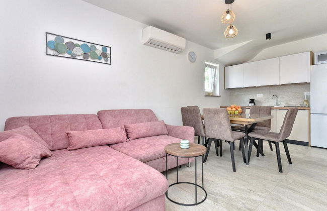 Modern Villa With Private Hydromassage Pool - Foto 28