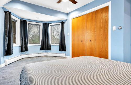 Maine Pondfront Home Sleeps 22 - Pool & Hot Tub - Photo 39