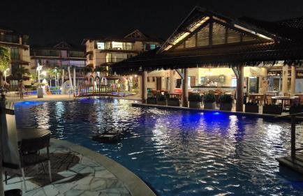 Manhattan Riviera Beach - Photo 20