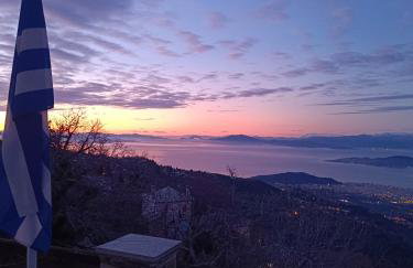 Άνετος χώρος με parking, αυλή και θαυμάσια θέα - Foto 29