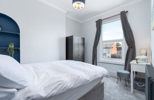 Bifolds, enclosed garden. Southport character home - Foto 35