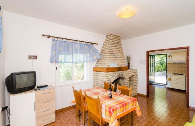 Holiday Home Blue Vineyard- Three Bedroom House With Terrace and Sea View - Photo 22