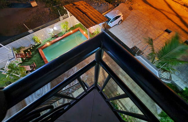 EmpireLux Middle Floor - Photo 25