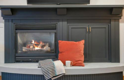 Basecamp Stays: Upscale Getaway Shuttle Hot Tubs - Foto 7