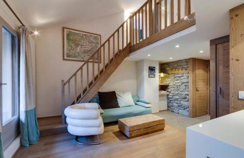 Appartement Duplex Rénové: 3 Pièces, 40m², Parking, Proche Centre Val d'Isère - FR-1-567-96 - Foto 1