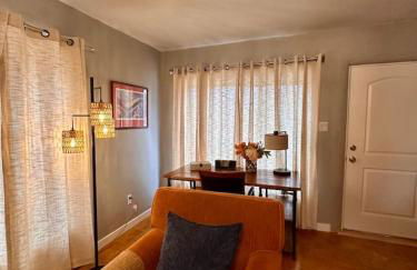 2 bedroom, large fenced yard, 3 mins from farmers market - Foto 29