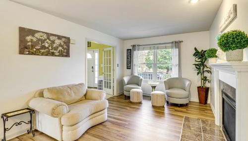 Walk to Lake and Boat Ramp Central Gem in Annapolis - Foto 4