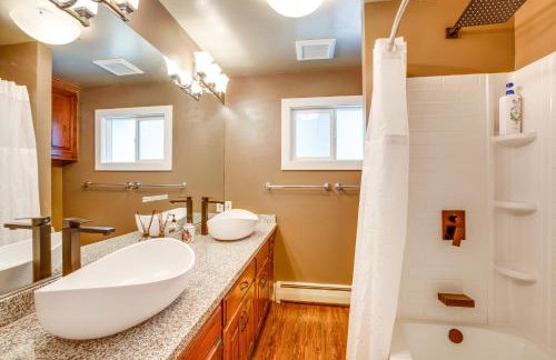 Beach and Skiing at Zephyr Cove house - Foto 14