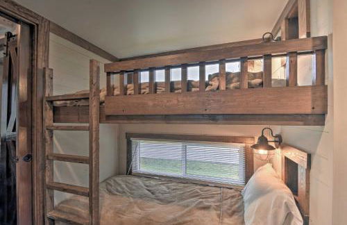 Secluded Morganton Tiny Home with Grills! - Foto 13