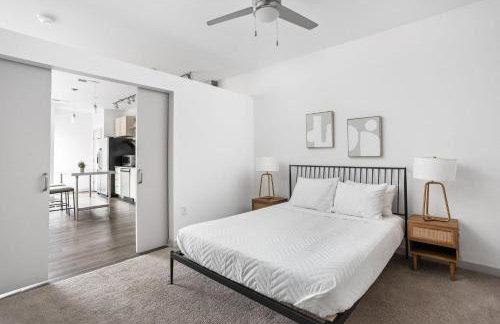 CozySuites at 747 Apts - Foto 21