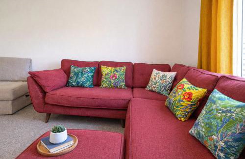 Peaceful Family & Workers Home Near Train Station - Foto 28