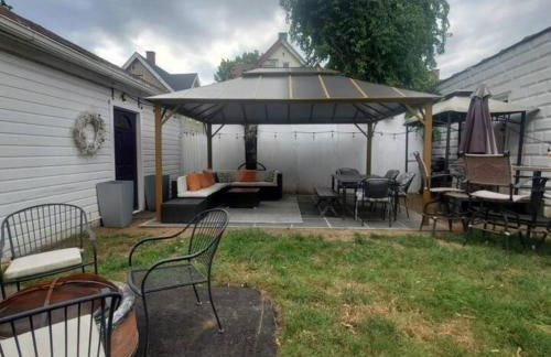 Revamped 3BR Apt with Easy Check-In Family-Friendly - Foto 42