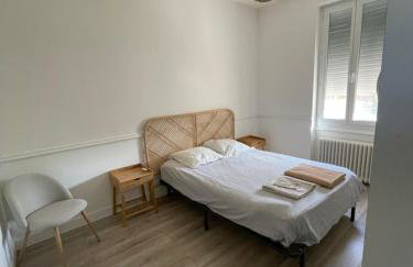 Maison rénovée proche centre ville - Foto 7